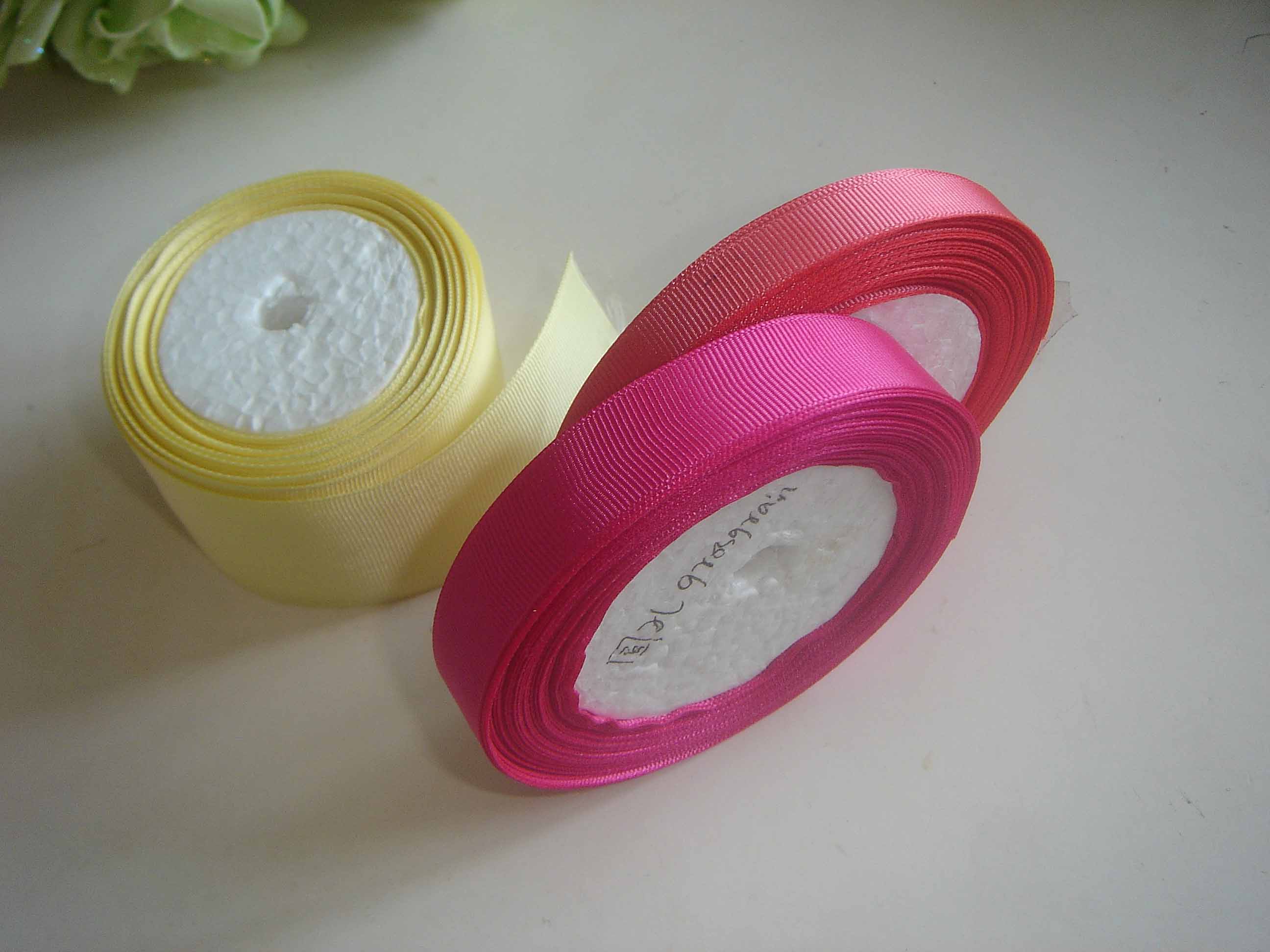 Foam core packaging grosgrain ribbon